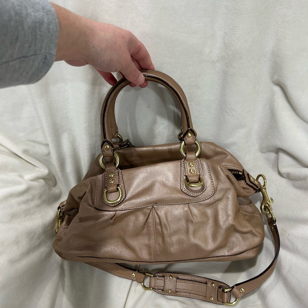 Coach Tan Leather Shoulder Bag and Wallet - Picture 5 of 8